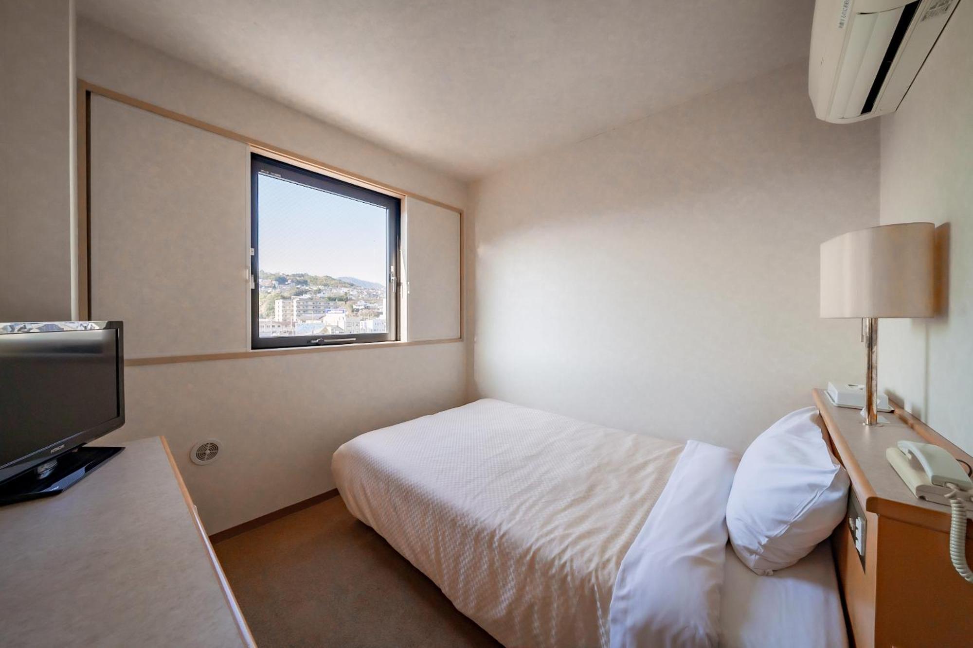 Business Hotel Kg Oita Exterior photo