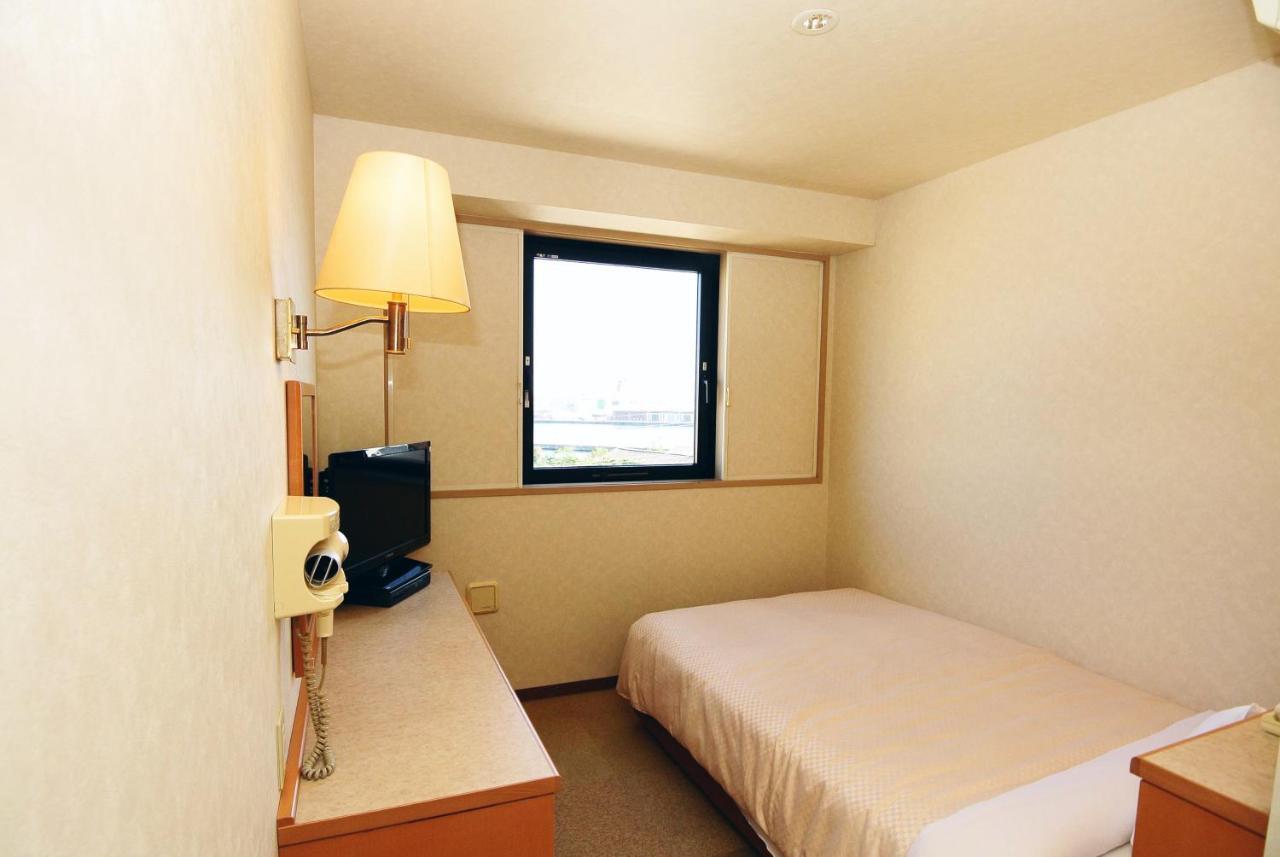 Business Hotel Kg Oita Exterior photo